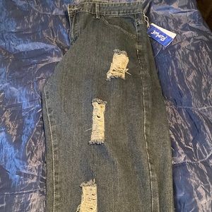 Romwe distressed jeans